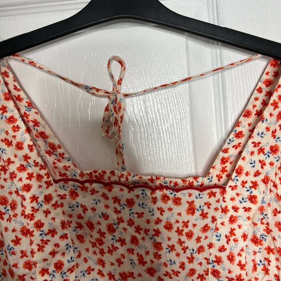 Old navy red white blue floral flutter sleeve top nwt - Picture 4 of 6